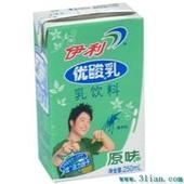 伊利牛奶與茶飲料批發價格解析 食品飲料市場的采購指南